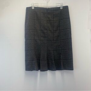 B. Wear plaid‎ pencil skirt flare hem size 11 rayon gray pre owned zipper casual
